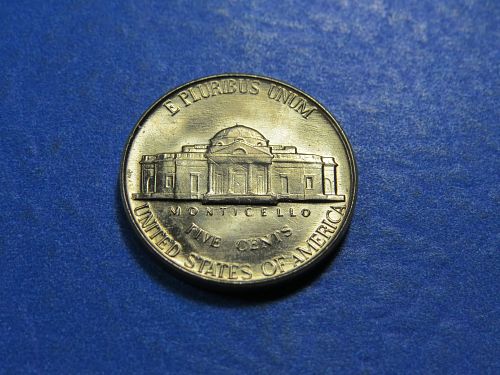 1956-P JEFFERSON NICKEL - ABOUT UNCIRCULATED !  LOT H761