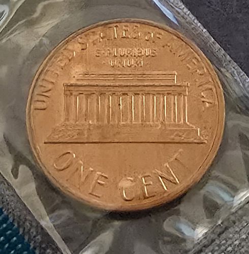1979 (P) Lincoln Cent - BU in Original Mint Cello (I44)