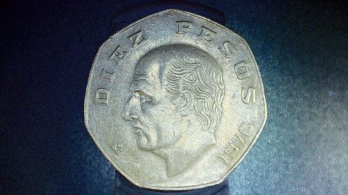 1976, Diez Pesos, 7 Sided, Copper Coin