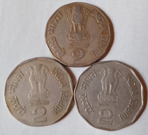 A)... CIRCULATEDINDIA 3 DIFFERENT COINS