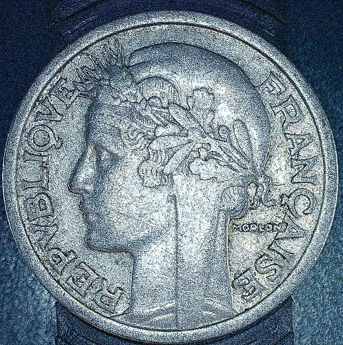 1945 FRANCE 2 FRANCS