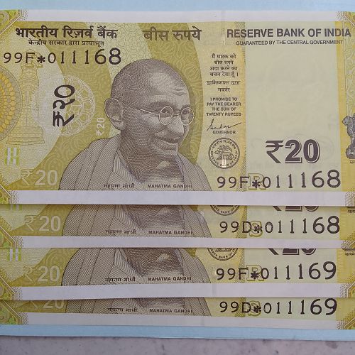 J)..  .INDIA REPLACEMENT 2  MATCHING PAIR   UNC  ... 20 Rupees .. Notes