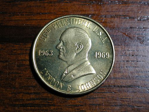 President Lyndon B. Johnson 1963-1969 token NICE