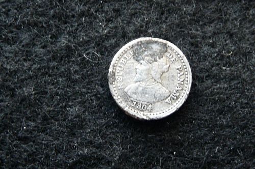 1904 Panama  2 1/2 centesimos.  (THE PILL)