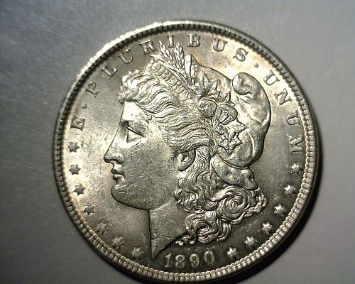 1890   SILVER  MORGAN  DOLLAR   UNCIRCULATED   NICE LOOKING COIN!!!