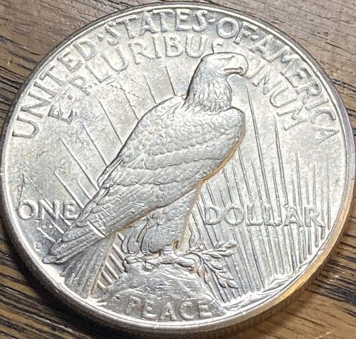 1922S peace silver dollar in EXTREMELY FINE-ALMOST UNCIRCULATED condition