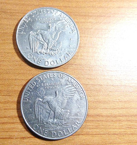 1972 P & D Eisenhower Dollars: Type 1 - Low Relief Reverse