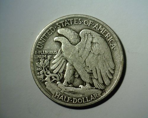 1938   SILVER  WALKING LIBERTY HALF DOLLAR  CIRCULATED  NICE LOOKING COIN!!!!
