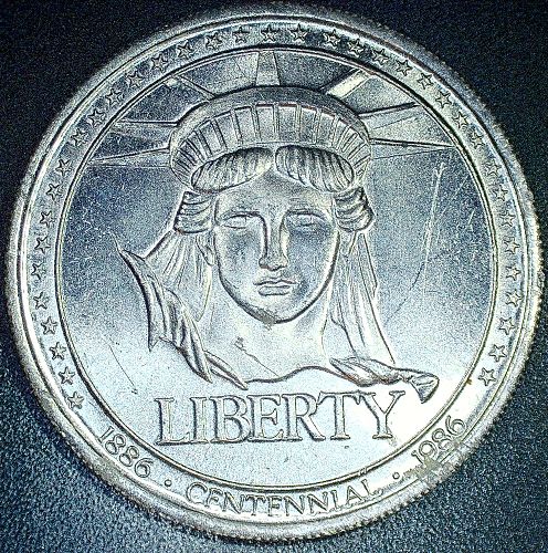 Statue of Liberty Token Centennial 1886-1986