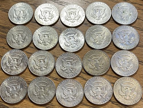 1 roll of 20 1967 Kennedy halves In circulated condition