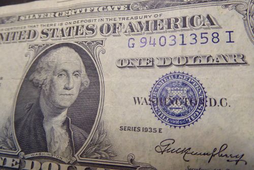set of 2 paper silver dollar certificates (1923 large & 1935e small)