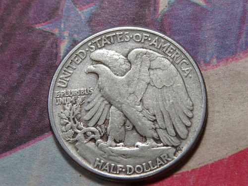 1944  WALKING LIBERTY HALF DOLLAR ~ WORLD WAR II ERA ~ LOT 1219*