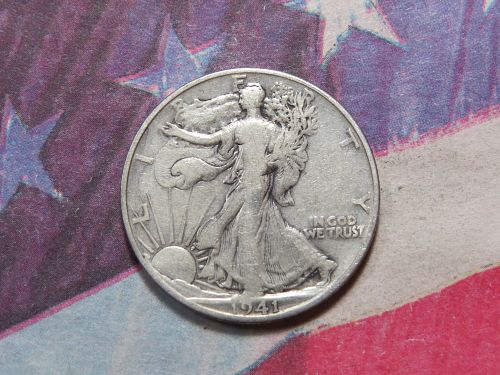 1941-D  WALKING LIBERTY HALF DOLLAR ~ WORLD WAR II ERA ~ LOT A728*