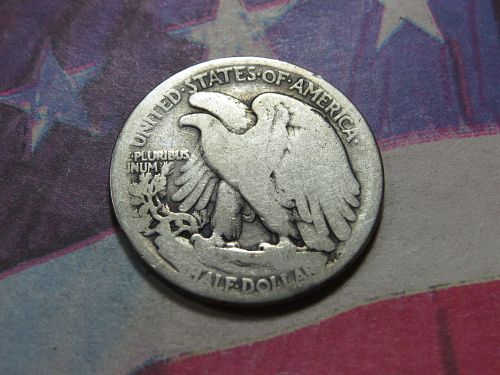 1917  WALKING LIBERTY HALF DOLLAR ~ WORLD WAR I ERA ~ LOT 1403*