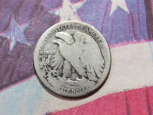 1917  WALKING LIBERTY HALF DOLLAR ~ WORLD WAR I ERA ~ LOT 1403*