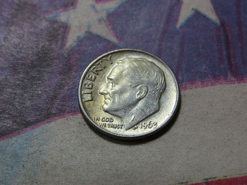 1963-P ROOSEVELT DIME ~ 90% SILVER ~ NATURAL TONING ~ LOT 0390*