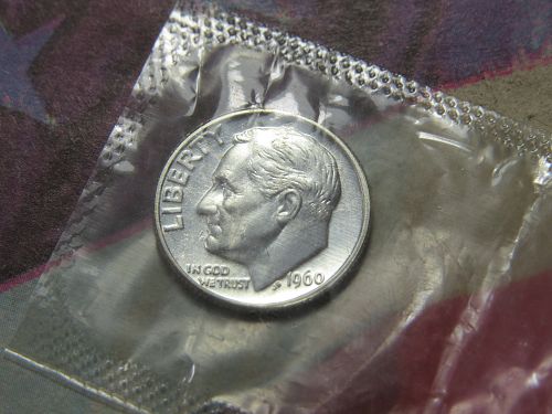 1960-P ROOSEVELT DIME ~ PROOF IN CELLO ~ LOT A763*