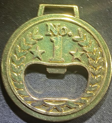 Medal / Bottle opener Champion N°1 of beer