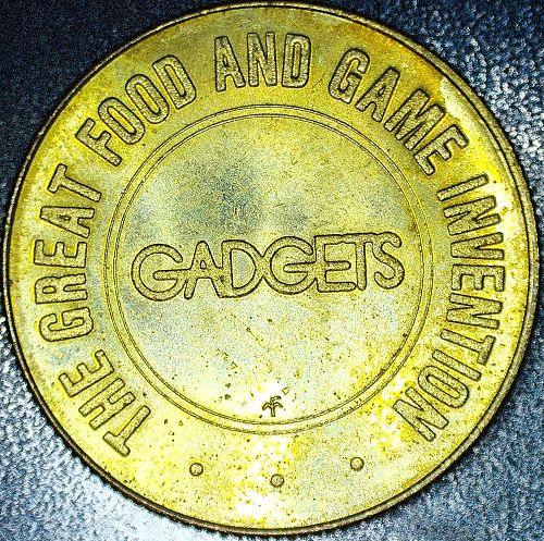1981 Franklin Mint Token - Gadgets: The Great Food and Game Invention Foghorn Leghorn