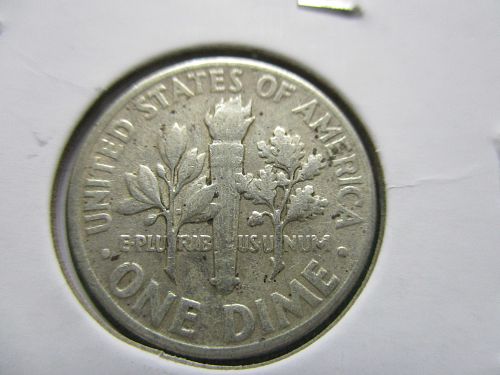 1946  Roosevelt Dime.  Item: 10 R46-28.