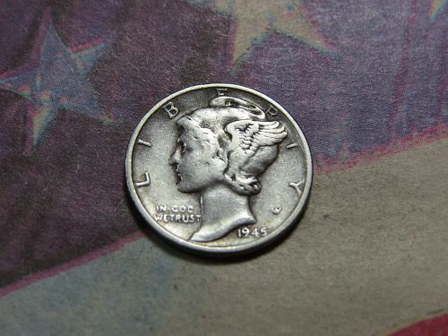 1945 MERCURY DIME (WORLD WAR 11 ERA)  (90% SILVER) ~ LOT 0262*