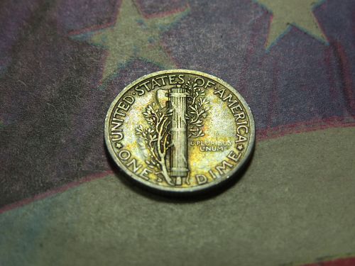 1938-S MERCURY DIME (90% SILVER)  (NATURAL TONING) ~ LOT J237