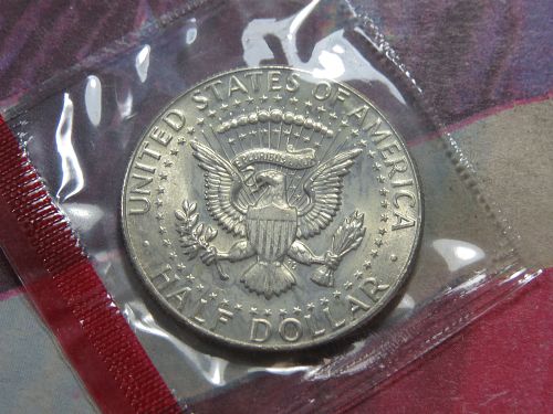 1969-D KENNEDY HALF DOLLAR ~ 40% SILVER ~ UNCIRCULATED IN MINT CELLO ~ LOT J270