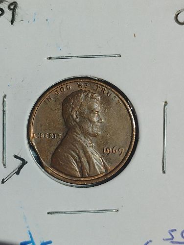 1969 LINCOLN MEMORIAL CENTS AU-55 BROWN, CLIP ERROR COIN & ROTATED DIE