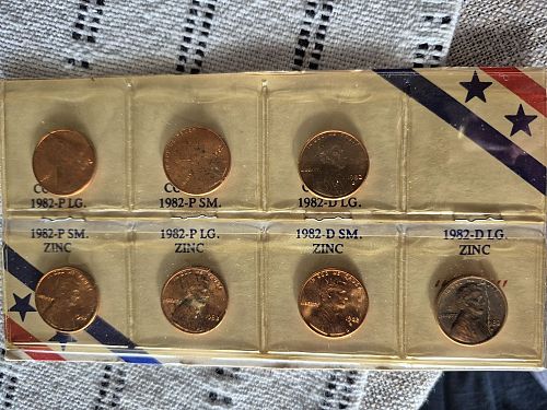 U. S.  1982 ONE CENT P & D Penny Set