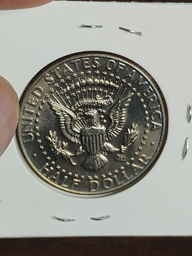 1986-P  KENNEDY HALF DOLLAR  MS-63 TONED
