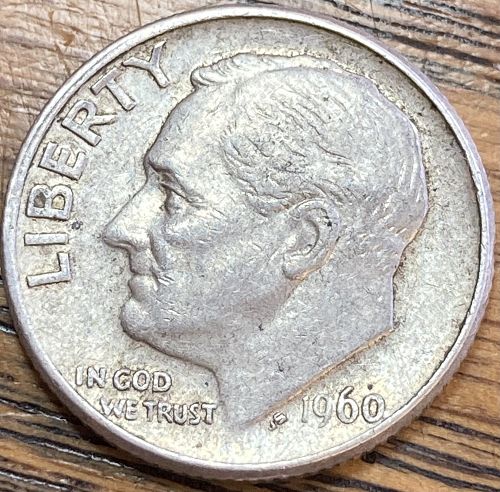 1960D Roosevelt dime in EXTRA FINE condition