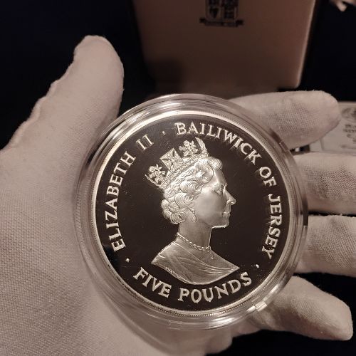 Limited Edition: 5,000 Minted! 5 oz .999 Silver States of Jersey "Battle of Britain"