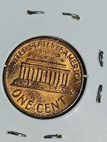 1972 lincoln memorial cent au-55 bn, struck through cloth obverse & reverse