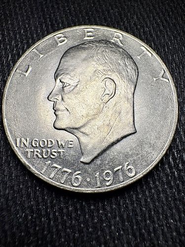 1976-P Eisenhower Bicentennial Half Dollar AU+ High Relief Bold Lettering