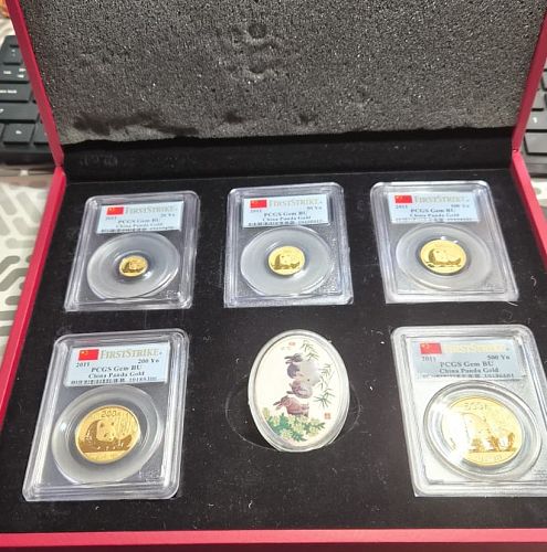 2011 First Strike Gem BU China Panda Gold Box Set