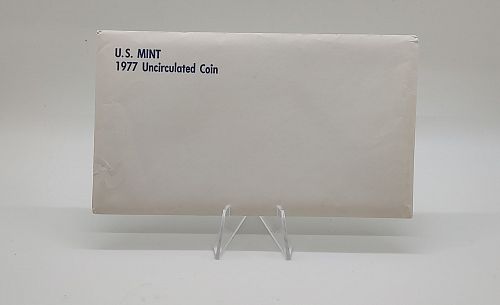 1977 Uncirculated Mint Set.