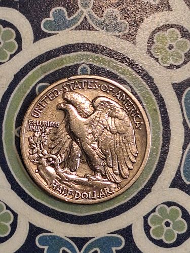 1929 S WALKING LIBERTY HALF DOLLAR       cj80