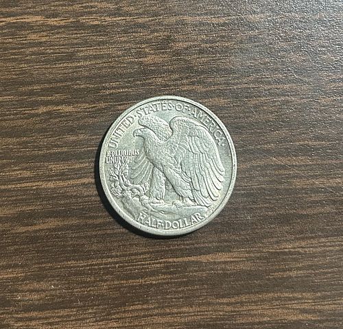 1940 P Walking Liberty - AU