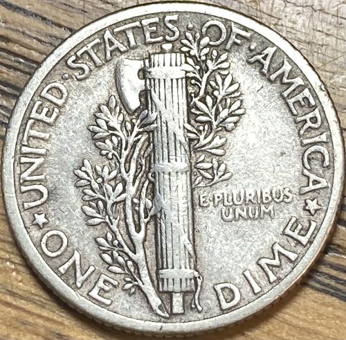 1936 mercury dime in EXTREMELY FINE condition