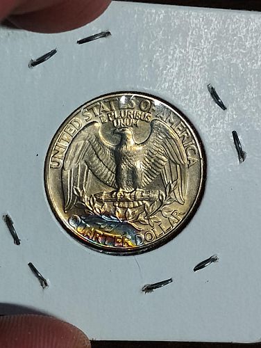 1989-D WASHINGTON QUARTER MS-65   IT IS : TONED GOLD OBVERSE , MULTI-COLOR REVERSE