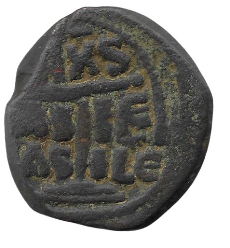 Romanus III, circa 1028-1034 AD. &AElig; Follis (28mm, 10.4gm). Constantinople mint.
