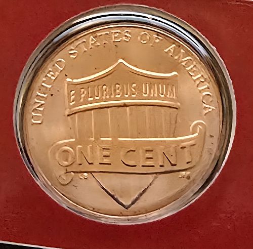 2011-D Lincoln Cent - BU in Original Mint Cello (S32)