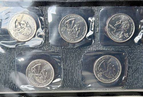 2000-D US Mint 5-Coin BU Condition Quarter Set Sealed in Mint Cellophane