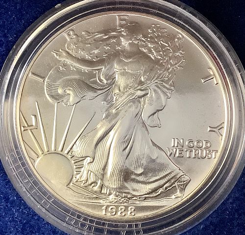 1988 American Silver Eagle Burnished Uncirculated in OGP RARE Early Date Gem BU