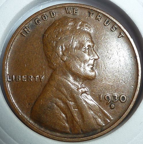 1930-D  AU Lincoln Wheat cent in ABOUT UNCIRCULATED ( 18-16 )