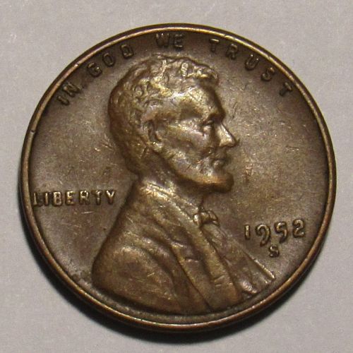 1952 S Lincoln Wheat Cent in circulated condition