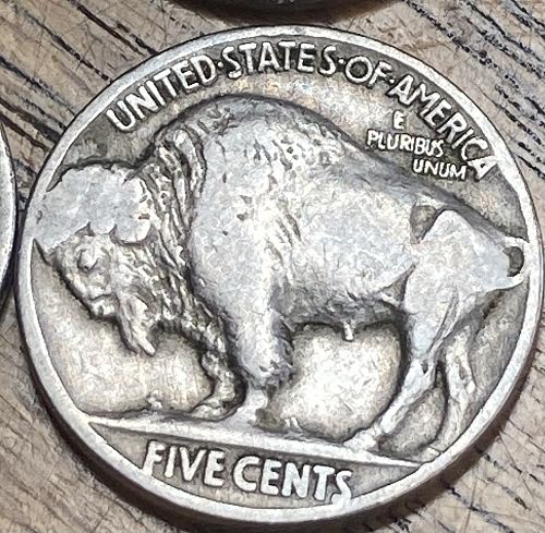 4 early buffalo nickels in VERY GOOD-FINE condition &lsquo;18, &lsquo;19, &lsquo;21 & &lsquo;26