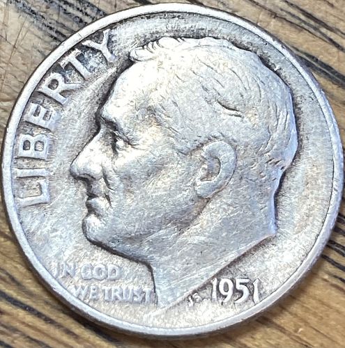 1951 Roosevelt dime in FINE condition