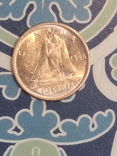1966 CANADA 10 CENTS SILVER      cl85
