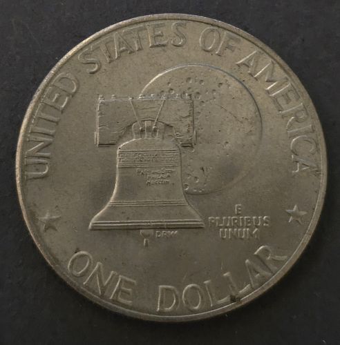 1976 Eisenhower Dollar (V22)